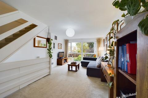 11 Avon Walk, Leighton Buzzard, LU7 3DE
