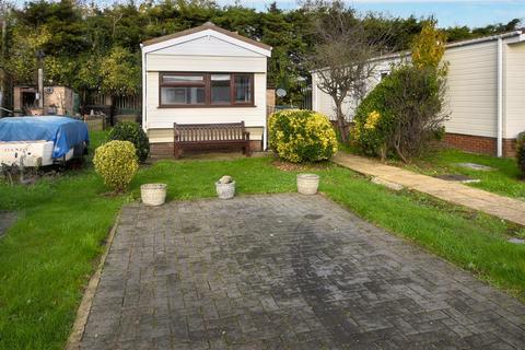undefined, Creek Road, Canvey Island SS8