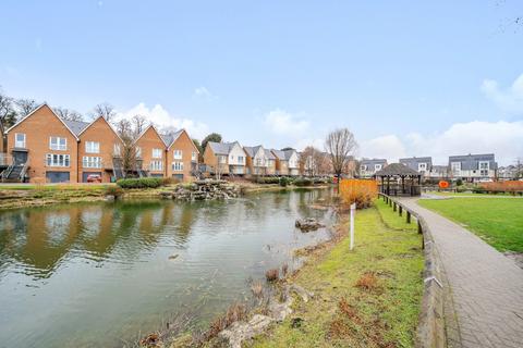 16 Castleridge Drive, Greenhithe, DA9 9WT