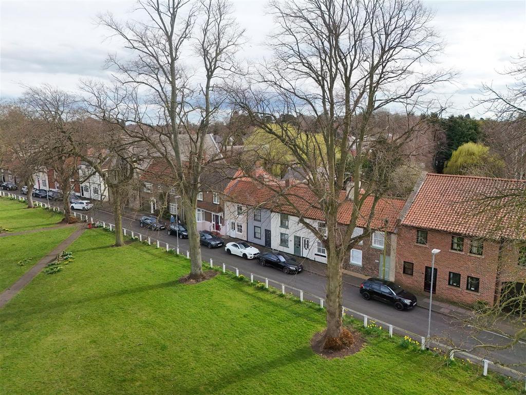 Cockerton Cockerton Green, Darlington 2 bed terraced house - £175,000