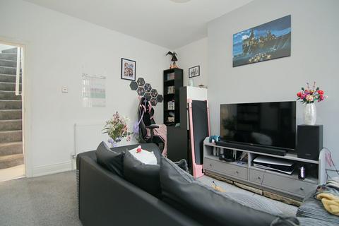 39 Mount Avenue, Bradford, BD2 2JB