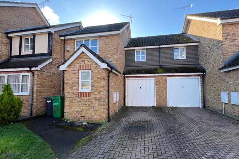 3 bedroom terraced house for sale, Ferrers Close, Slough, Berkshire