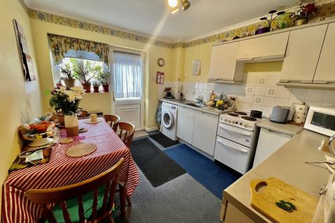 62 Maes Afallen, Bow Street, SY24 5BL