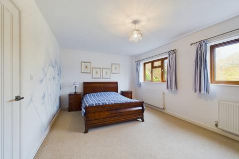 3 bedroom detached house for sale, West Street, Weedon, Northampton, NN7 4QU