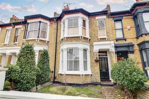 25 Avenue Terrace, Westcliff-on-sea, SS0 7PL