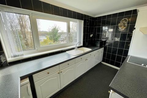 3 bedroom semi-detached house for sale, Devon Road, Luton, Bedfordshire, LU2 0RL