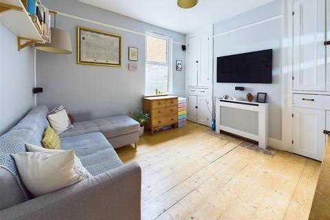 13 Edwy Parade, Gloucester, GL1 2QH