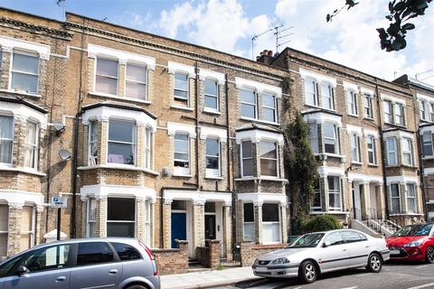 2 bedroom flat to rent, Messina Avenue, West Hampstead NW6