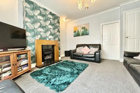 4 bedroom terraced house for sale, Wensley Bank, Bradford BD13