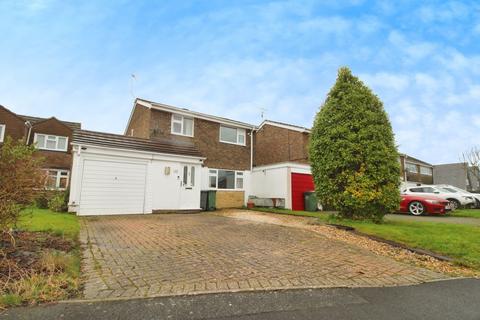 3 bedroom detached house for sale, Deansfield, Cricklade, SN6