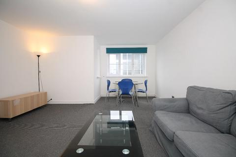 2 bedroom flat to rent, Wheatsheaf Close, Isle of Dogs, E14