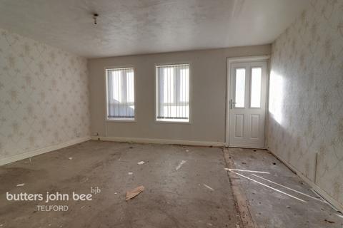 3 bedroom terraced house for sale, Spout Way, Telford