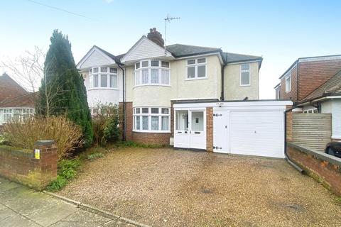 4 bedroom semi-detached house for sale, Penshurst Road, Ipswich, Suffolk, IP3