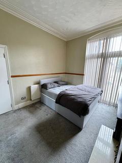 1 bedroom in a house share to rent, Hatfield Road, Birmingham, B19