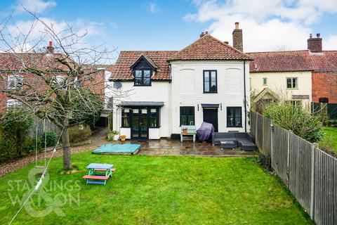 5 bedroom semi-detached house for sale, Long Stratton Road, Forncett St. Peter - NR16 1HR