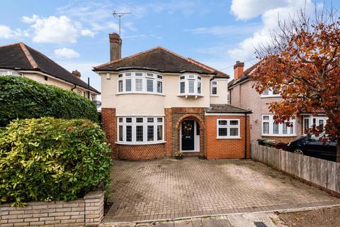 54 Fairfield Way, Epsom, KT19 0EF