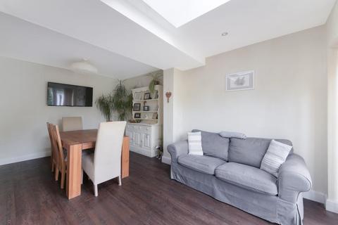 54 Fairfield Way, Epsom, KT19 0EF