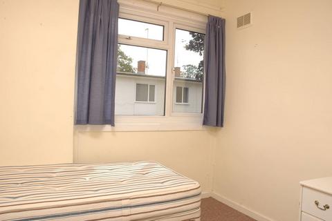 undefined, Horndean Close, Roehampton, London, SW15