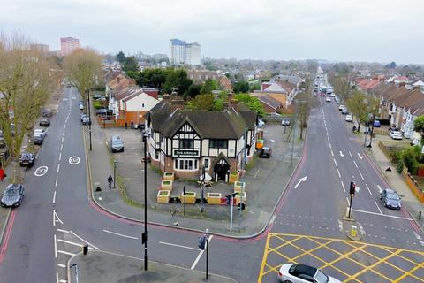 Retail property (high street) for sale, Feltham TW13