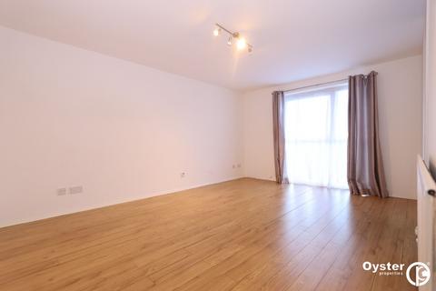 2 bedroom apartment to rent, Shurland Avenue, Barnet, EN4