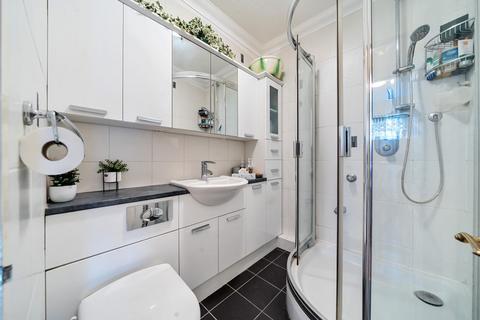 1 Ambleside Walk, Uxbridge, UB8 1XE
