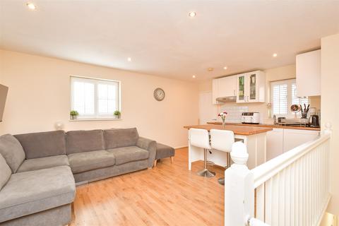 2 bedroom apartment for sale, Churchwood Drive, Tangmere, Chichester, West Sussex