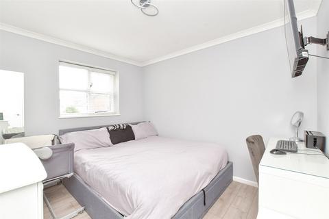 2 bedroom apartment for sale, Churchwood Drive, Tangmere, Chichester, West Sussex