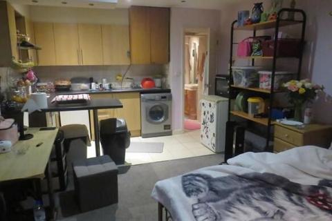 1 bedroom apartment for sale, 27 Alpine Terrace Stockwood Crescent, Luton, Bedfordshire, LU1 3SS