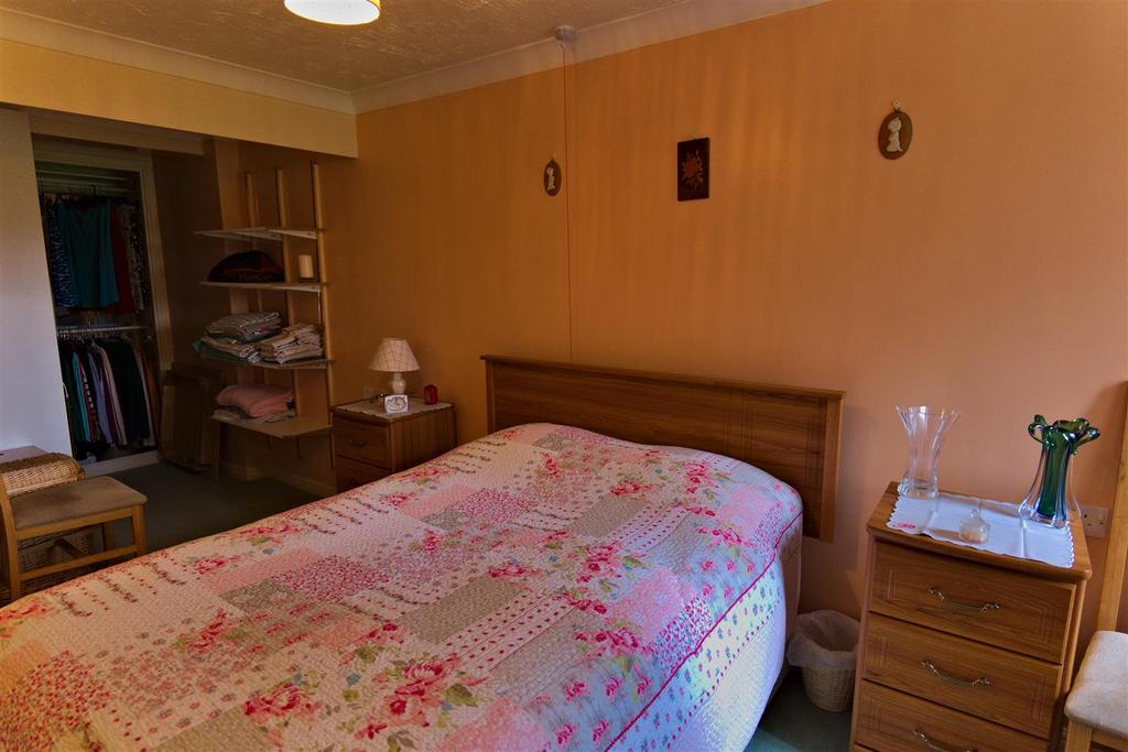 Bedroom.jpg