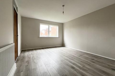 undefined, Poplar Grove, London, N11