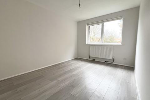 undefined, Poplar Grove, London, N11