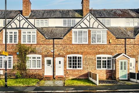 3 bedroom terraced house for sale, Lawrence Road, Altrincham