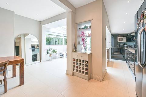 Talland Hammers Lane, London, NW7 4BY