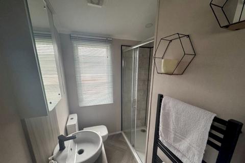 2 bedroom static caravan for sale, Searles Leisure Resort, , South Beach PE36