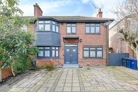 4 bedroom house for sale, Foster Road, Acton, London, W3