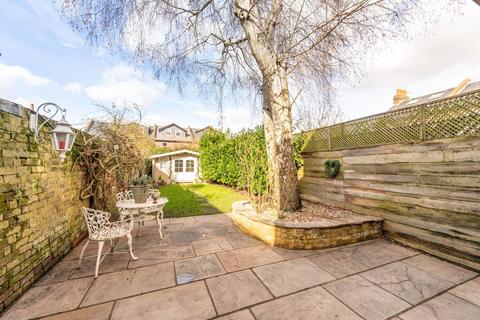 4 bedroom house for sale, The Green, Twickenham, TW2