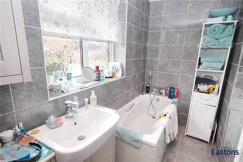 3 Royal Drive, Epsom, KT18 5PR