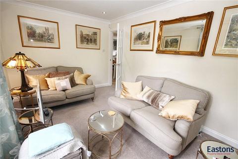 3 Royal Drive, Epsom, KT18 5PR