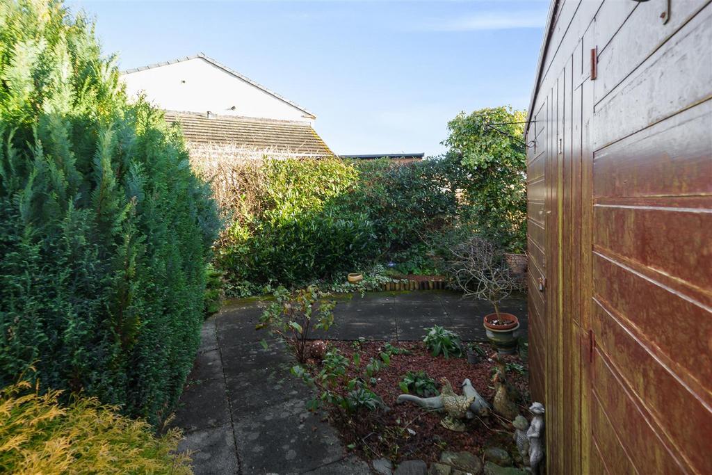 Side garden