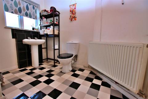 1 bedroom flat for sale, Tempsford Avenue, Borehamwood