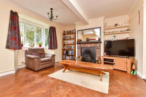 3 bedroom detached house for sale, Halsford Park Road, East Grinstead, West Sussex