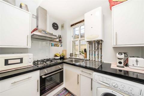 1 bedroom flat for sale, Old Kent Road, London SE1