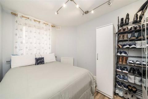 1 bedroom flat for sale, Old Kent Road, London SE1