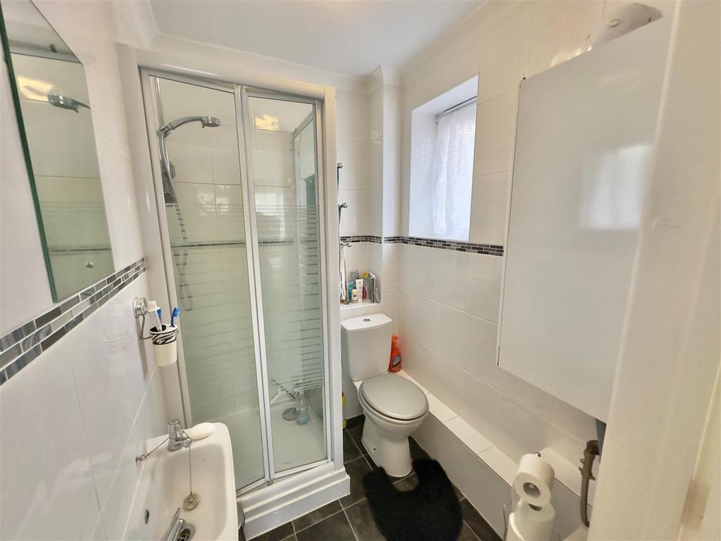 Ensuite Shower Room