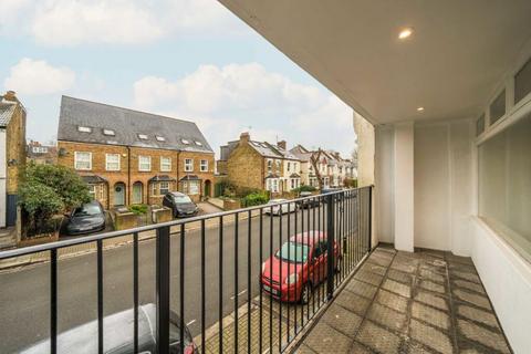 1 bedroom apartment to rent, 25-27, St Johns Road, TW7