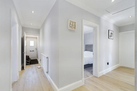4 bedroom bungalow for sale, Parkgate Road, Corringham, SS17