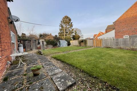 3 bedroom semi-detached house for sale, 4 Farm Way, Toftwood, Dereham, Norfolk NR19 1SF