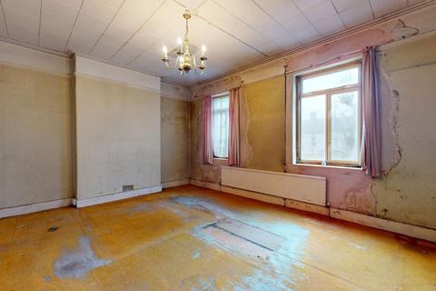 31 Ravenscroft Road, Beckenham, BR3 4TP