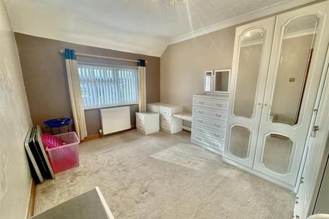 3 bedroom semi-detached house for sale, Sherwood Road, Seaford