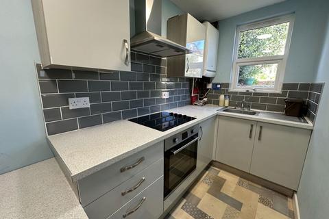 2 bedroom terraced house for sale, Carlton Road, Torquay, TQ1 1LZ